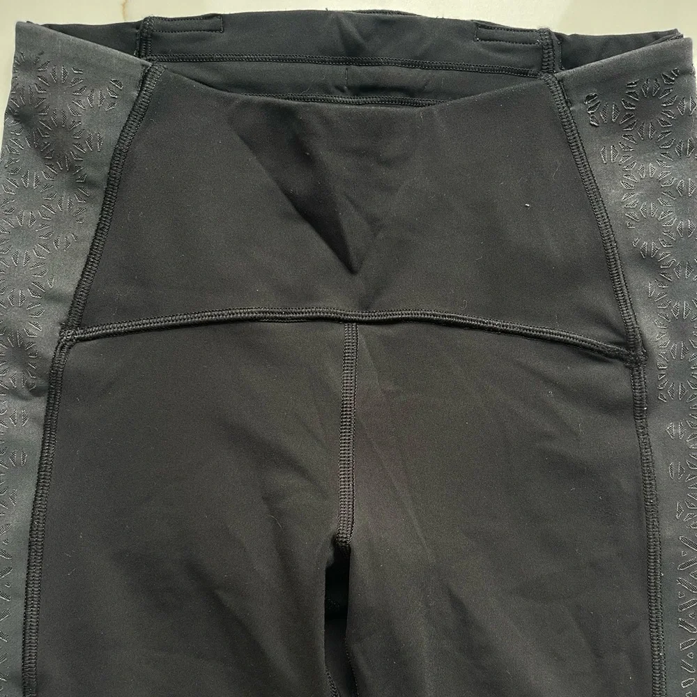 Lululemon leggings - Picture 4 of 5